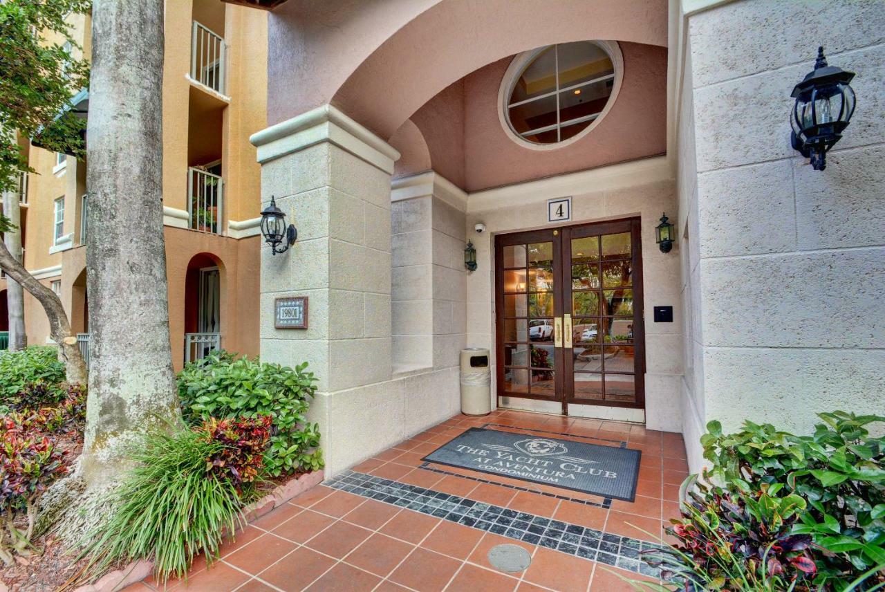 Renovated 2/2 Unit At Yacht Club/Aventura Διαμέρισμα Εξωτερικό φωτογραφία